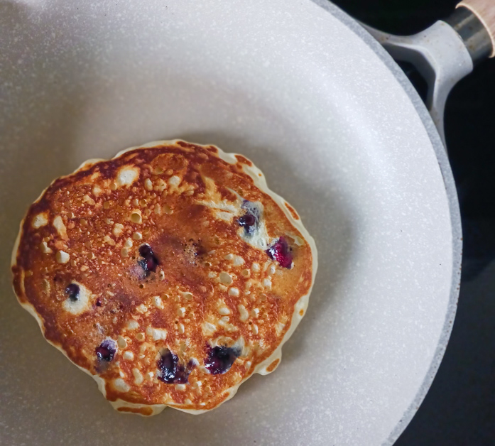 Lemon blueberry pancake cooking